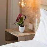 Oneira Отель типа 