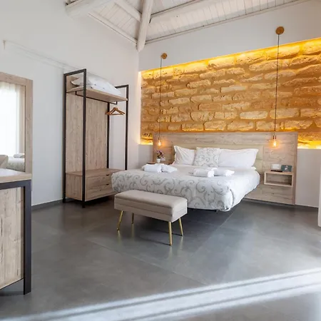 Oneira Bed & Breakfast *